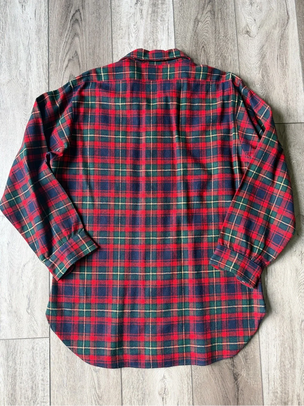 Pendleton-Vintage 80s Classic Red Tartan Plaid Board Shirt 100% Pure Virgin Wool